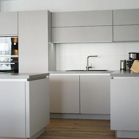 Laas דירה אוברוויזנטל